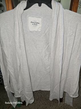 Abercrombie & Fitch Men's Light Gray Shawl Cardigan